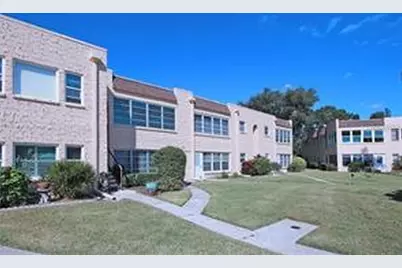 221 Cedarwood Circle #221, Seminole, FL 33777 - Photo 2