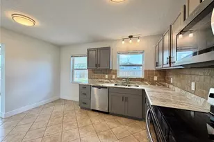 4515 54th Ave N, Saint Petersburg, FL 33714 - Photo 8
