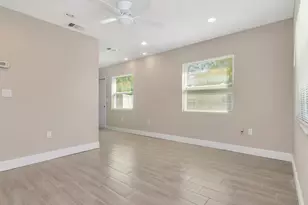 1207 62nd Ave E, Bradenton, FL 34203 - Photo 6