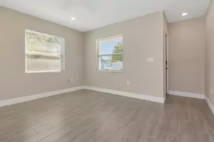 1207 62nd Ave E, Bradenton, FL 34203 - Photo 8