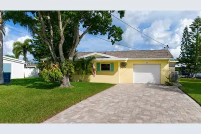 318 Circle Drive, Palm Harbor, FL 34683 - Photo 4