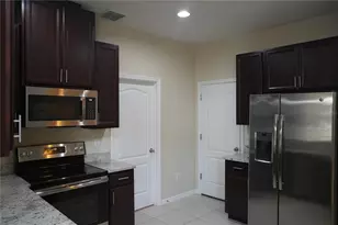 2212 Lennox Dale Ln, Brandon, FL 33510 - Photo 2