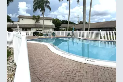 1601 N 43rd St N Street N #112, Saint Petersburg, FL 33713 - Photo 22