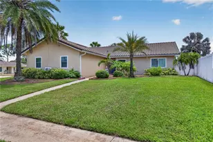 4831 Blue Jay Cir, Palm Harbor, FL 34683 - Photo 2