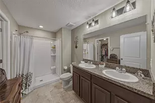 1613 Redmond Brook Ln, Ruskin, FL 33570 - Photo 18