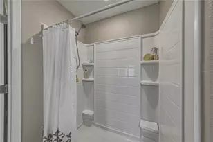 1613 Redmond Brook Ln, Ruskin, FL 33570 - Photo 20