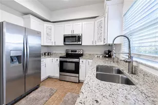 2259 Roanoke Springs Dr, Ruskin, FL 33570 - Photo 14