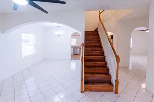 2259 Roanoke Springs Dr, Ruskin, FL 33570 - Photo 10