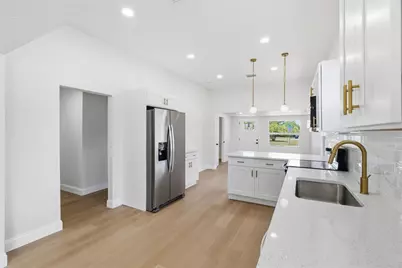 1700 Scranton Street S, Saint Petersburg, FL 33711 - Photo 12