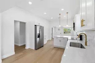 1700 Scranton St S, Saint Petersburg, FL 33711 - Photo 12