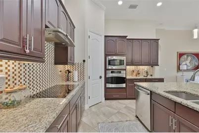 7121 Hatpin Loop, Wesley Chapel, FL 33545 - Photo 14
