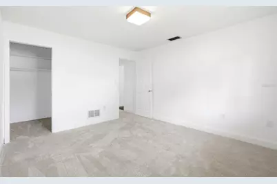 2022 Tanglewood Drive NE, Saint Petersburg, FL 33702 - Photo 22