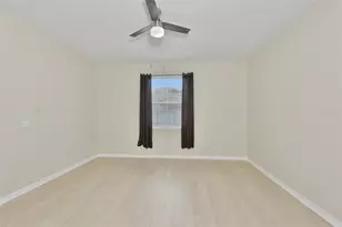10811 Kirkwall Port Dr, Wimauma, FL 33598 - Photo 24