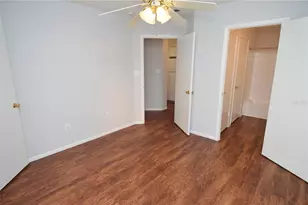 8625 Mallard Reserve Dr, Tampa, FL 33614 - Photo 36