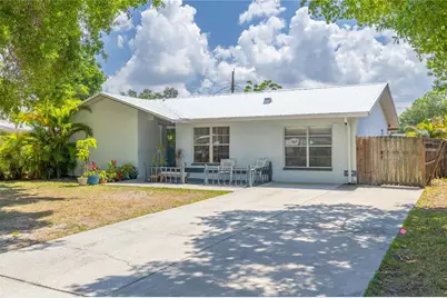 2153 Catalina Drive N, Clearwater, FL 33763 - Photo 2