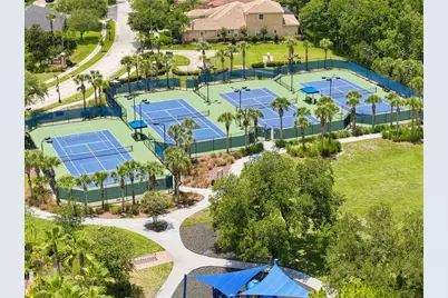 7929 Hampton Lake Drive, Tampa, FL 33647 - Photo 32