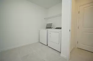 9667 Summers Cay Cir, Thonotosassa, FL 33592 - Photo 22