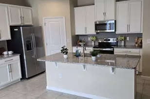 1564 Eucalyptus Wy, Davenport, FL 33837 - Photo 2