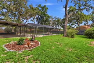 302 Bloomingfield Dr, Brandon, FL 33511 - Photo 46