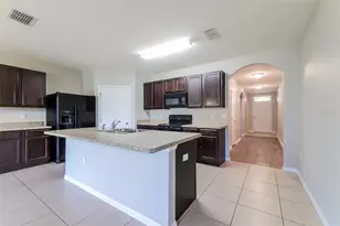 2330 Sequoia Way, Davenport, FL 33896 - Photo 4