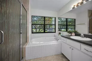 900 Lucas Ln, Oldsmar, FL 34677 - Photo 14