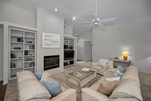 900 Lucas Ln, Oldsmar, FL 34677 - Photo 2