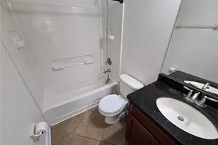 7855 Tuscany Woods Dr, Tampa, FL 33647 - Photo 32