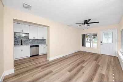 504 79th Avenue, Saint Petersburg, FL 33706 - Photo 4