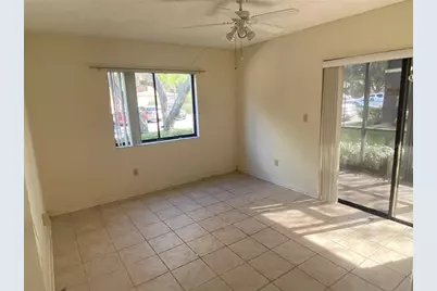 11720 Raintree Lake Lane #B, Tampa, FL 33617 - Photo 8