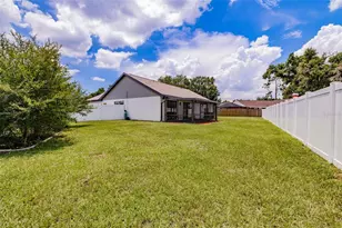 304 Scarlet Oak Ct, Seffner, FL 33584 - Photo 38