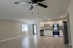 9004 Tudor Dr, Tampa, FL 33615 - Photo 2