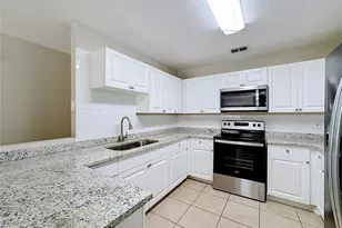 1308 Casa Bonita Ave, Ruskin, FL 33570 - Photo 6