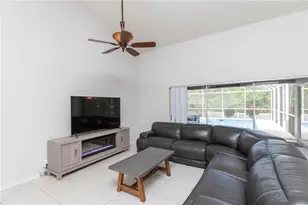 7201 Forestedge Ct, New Port Richey, FL 34655 - Photo 14