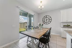 3047 Adams Cross Dr, Zephyrhills, FL 33540 - Photo 14
