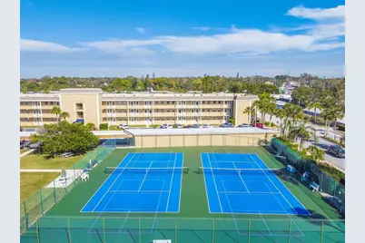 392 Boca Ciega Point Boulevard N, Saint Petersburg, FL 33708 - Photo 38