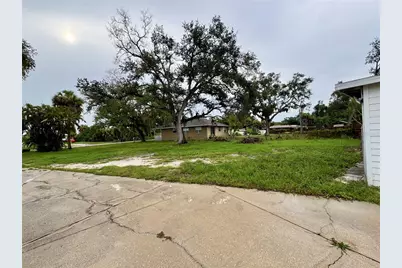812 Tropical Drive, Bradenton, FL 34208 - Photo 6