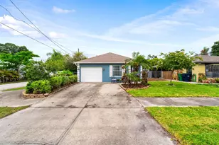 3411 W North B St, Tampa, FL 33609 - Photo 2