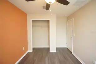 6938 Towne Lake Rd, Riverview, FL 33578 - Photo 8