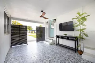 5931 Mangrove St N, Saint Petersburg, FL 33703 - Photo 32