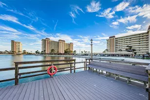 4750 Cove Cir, Saint Petersburg, FL 33708 - Photo 32