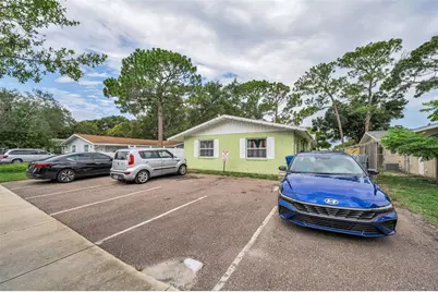 906/908 Lake Palms Drive, Largo, FL 33771 - Photo 2