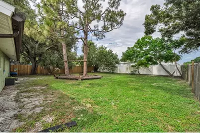 906/908 Lake Palms Drive, Largo, FL 33771 - Photo 12