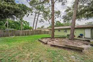 906/908 Lake Palms Dr, Largo, FL 33771 - Photo 32