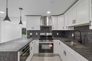 4853 Rosedale Ln, Holiday, FL 34690 - Photo 6