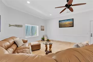 16102 4th St E, Redington Beach, FL 33708 - Photo 30