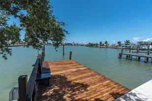 16102 4th St E, Redington Beach, FL 33708 - Photo 4