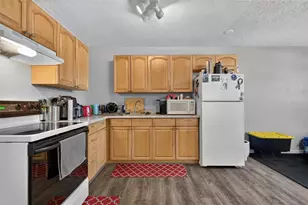 397 SW 2nd St, Largo, FL 33770 - Photo 16