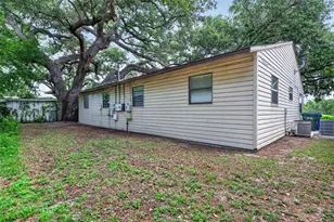 397 SW 2nd St, Largo, FL 33770 - Photo 24