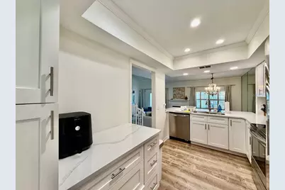 5220 S Russell Street #32, Tampa, FL 33611 - Photo 12
