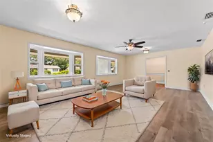 710 Debra Lynne Dr, Brandon, FL 33511 - Photo 6